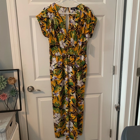 ❌SOLD 🍋3 for$20NWT Full Circle tropical jumpsuit - Picture 2 of 9
